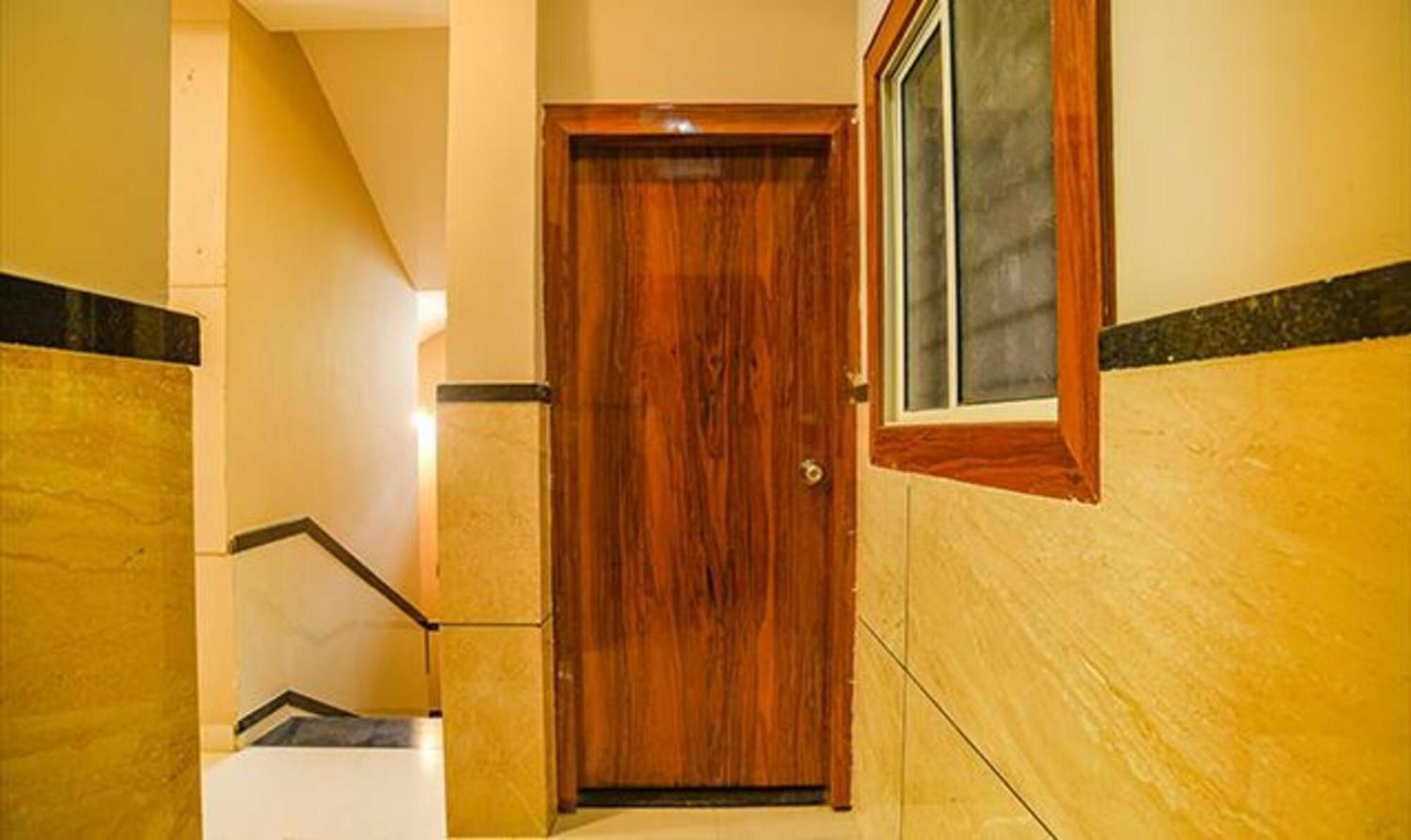 Fabhotel Royal Palace Indore Zewnętrze zdjęcie